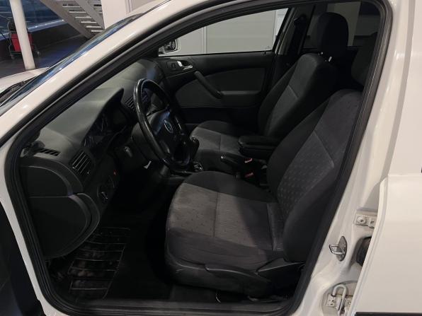 Skoda Octavia II (A5) Рестайлинг с пробегом 2009 года, цена 492 000 рублей, 273383 км, лифтбек, Автокод Объявления