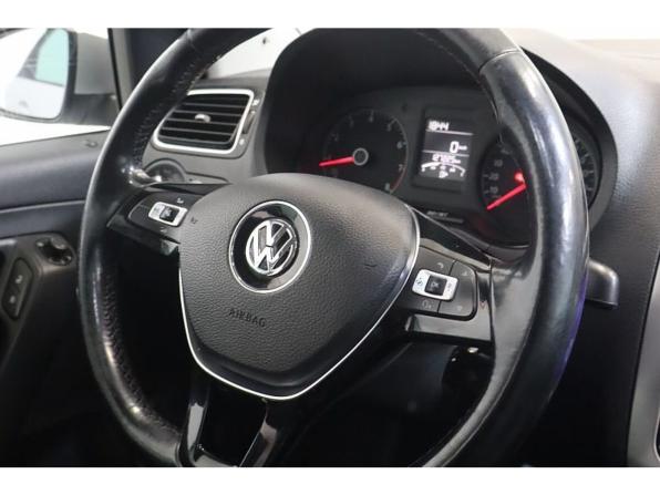 Volkswagen Polo V Рестайлинг с пробегом 2016 года, цена 1 069 000 рублей, 127158 км, седан, Автокод Объявления