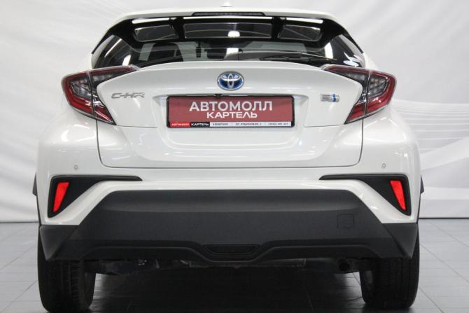 Toyota C-HR I с пробегом 2018 года, цена 2 099 000 рублей, 51000 км, внедорожник, Автокод Объявления