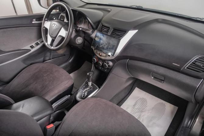 Hyundai Solaris I с пробегом 2014 года, цена 839 000 рублей, 251000 км, седан, Автокод Объявления