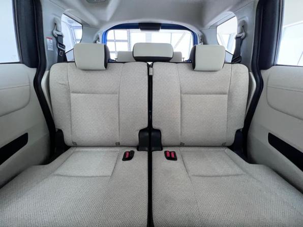 Toyota Sienta II с пробегом 2018 года, цена 1 415 000 рублей, 142210 км, минивэн, Автокод Объявления