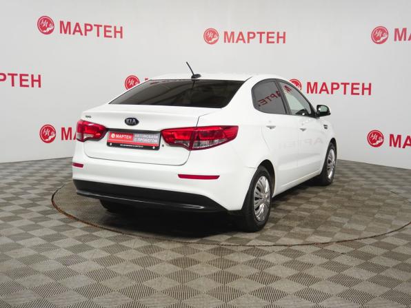Kia Rio III Рестайлинг с пробегом 2017 года, цена 899 000 рублей, 184133 км, седан, Автокод Объявления