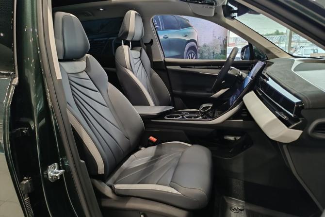 Новый Geely Atlas II 2026 года, цена 3 199 990 рублей, внедорожник, Автокод Объявления