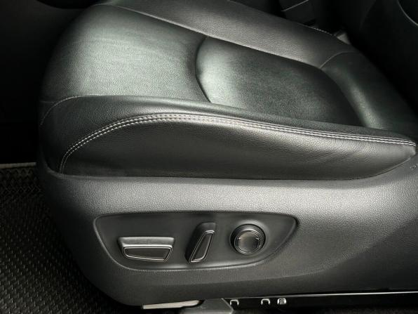 Toyota RAV4 V (XA50) с пробегом 2022 года, цена 2 798 400 рублей, 210928 км, внедорожник, Автокод Объявления