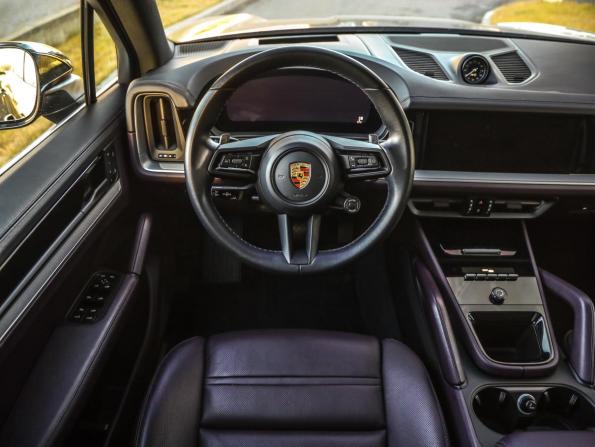 Porsche Cayenne III Рестайлинг с пробегом 2023 года, цена 12 363 812 рублей, 49633 км, внедорожник, Автокод Объявления