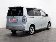 Toyota Voxy II (R70) Рестайлинг Чита  - изображение 21