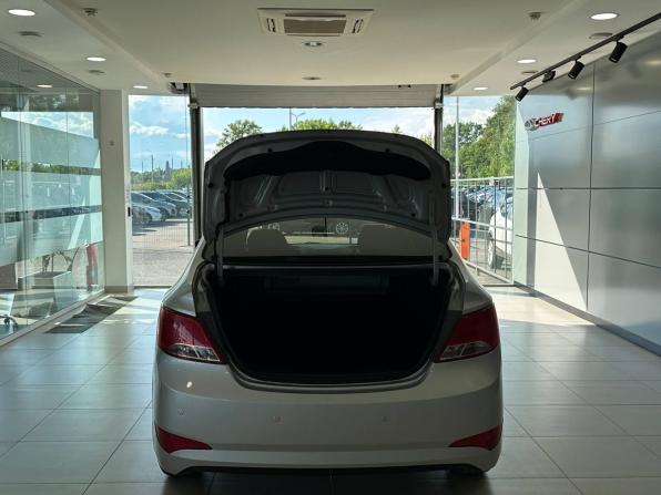 Hyundai Solaris I Рестайлинг с пробегом 2015 года, цена 1 215 000 рублей, 126677 км, седан, Автокод Объявления