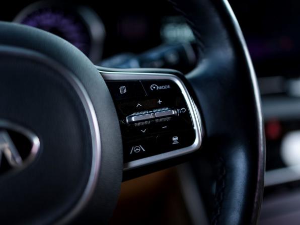 Kia Carnival IV с пробегом 2020 года, цена 3 400 000 рублей, 108180 км, минивэн, Автокод Объявления