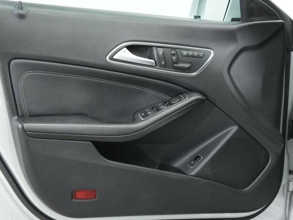 Mercedes-Benz CLA I (C117 X117) с пробегом 2014 года, цена 1 520 000 рублей, 221405 км, седан, Автокод Объявления