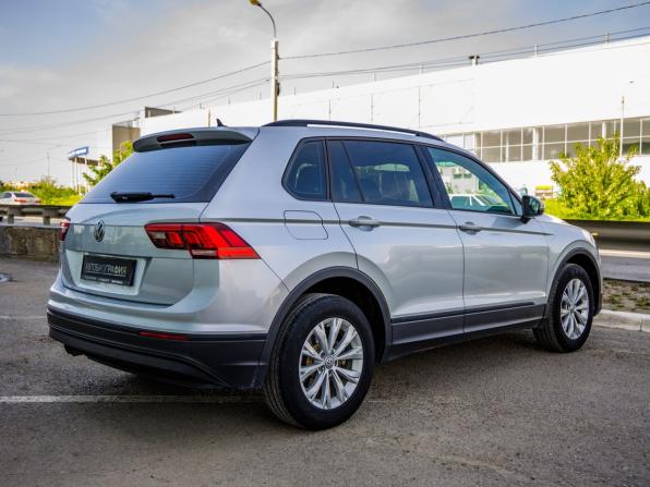 Volkswagen Tiguan II с пробегом 2019 года, цена 2 398 000 рублей, 76128 км, внедорожник, Автокод Объявления