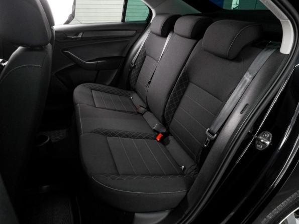 Skoda Rapid II с пробегом 2021 года, цена 1 696 000 рублей, 90515 км, лифтбек, Автокод Объявления