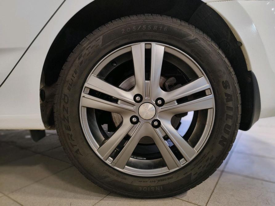 Hyundai Solaris I Москва  - изображение 14