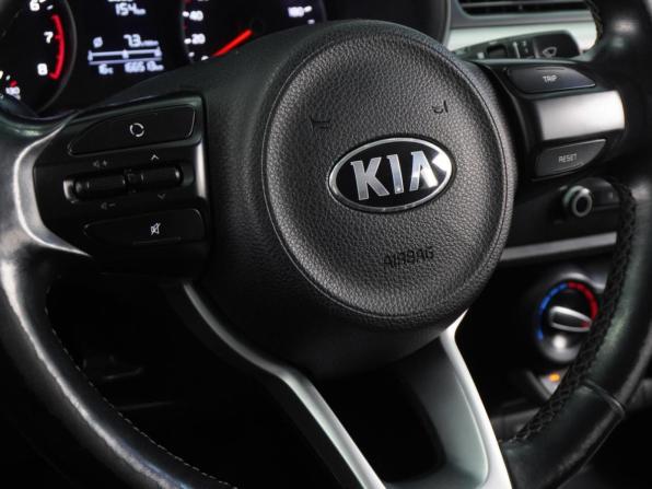Kia Rio IV с пробегом 2017 года, цена 1 299 000 рублей, 166513 км, седан, Автокод Объявления