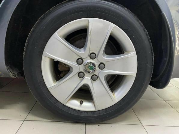 Skoda Octavia II (A5) Рестайлинг с пробегом 2010 года, цена 510 000 рублей, 341800 км, лифтбек, Автокод Объявления