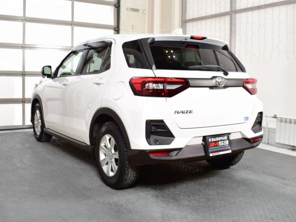 Toyota Raize I с пробегом 2021 года, цена 1 845 995 рублей, 17108 км, внедорожник, Автокод Объявления
