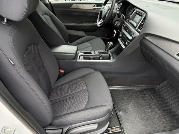 Hyundai Sonata VII (LF) Рестайлинг с пробегом 2019 года, цена 2 000 000 рублей, 61200 км, седан, Автокод Объявления