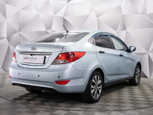 Hyundai Solaris I с пробегом 2013 года, цена 515 000 рублей, 176000 км, седан, Автокод Объявления