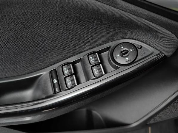 Ford Focus III Рестайлинг с пробегом 2017 года, цена 1 035 000 рублей, 171530 км, универсал, Автокод Объявления