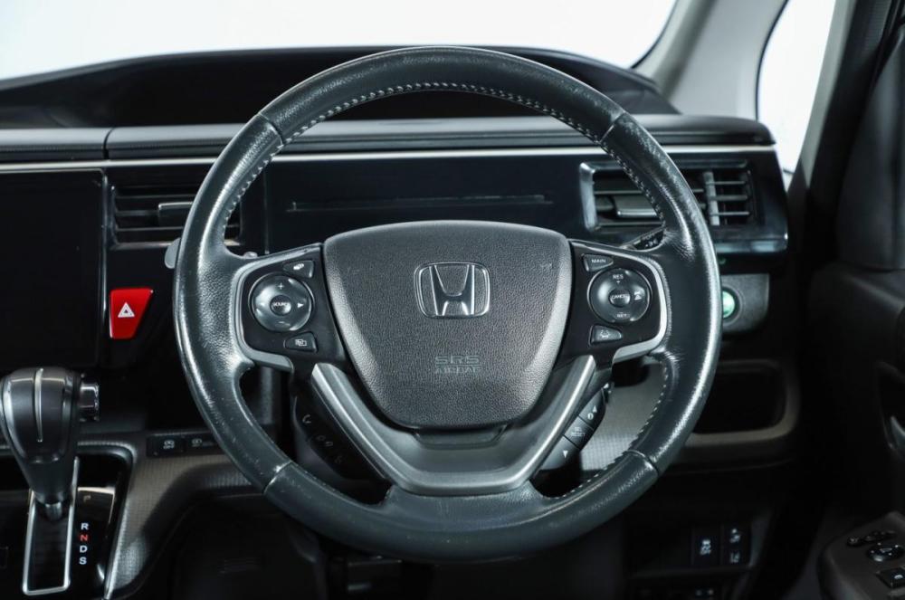 Honda Stepwgn V Рестайлинг Новосибирск  - изображение 12