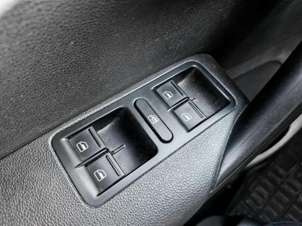 Volkswagen Polo V Рестайлинг с пробегом 2019 года, цена 1 275 000 рублей, 109282 км, седан, Автокод Объявления