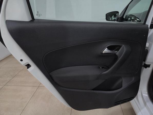 Volkswagen Polo V с пробегом 2014 года, цена 830 000 рублей, 127664 км, седан, Автокод Объявления