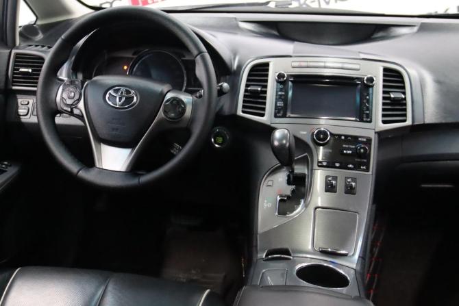Toyota Venza I Рестайлинг с пробегом 2014 года, цена 1 765 650 рублей, 395575 км, внедорожник, Автокод Объявления
