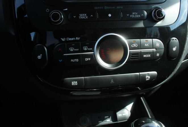 Kia Soul II с пробегом 2015 года, цена 1 350 000 рублей, 138741 км, хэтчбек, Автокод Объявления
