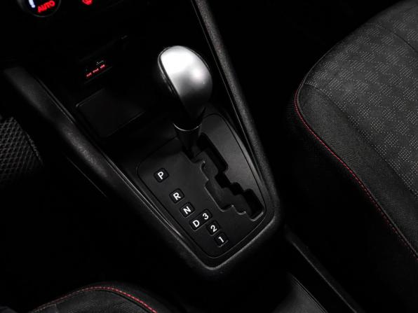 Kia Venga I Рестайлинг с пробегом 2015 года, цена 999 000 рублей, 142708 км, компактвэн, Автокод Объявления