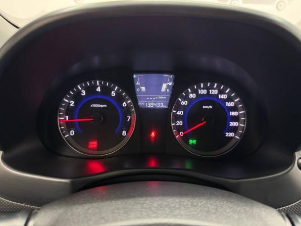 Hyundai Solaris I с пробегом 2014 года, цена 900 000 рублей, 138432 км, седан, Автокод Объявления