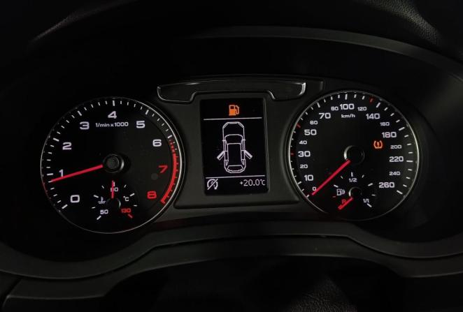Audi Q3 I (8U) Рестайлинг с пробегом 2017 года, цена 1 950 000 рублей, 155134 км, внедорожник, Автокод Объявления