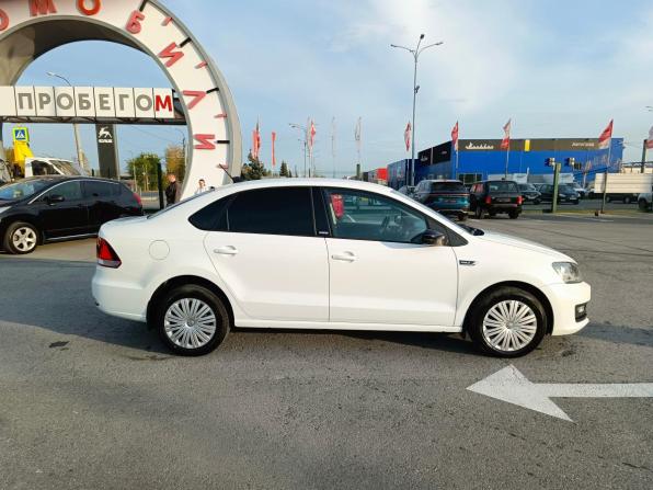 Volkswagen Polo V Рестайлинг с пробегом 2017 года, цена 1 129 995 рублей, 143744 км, седан, Автокод Объявления