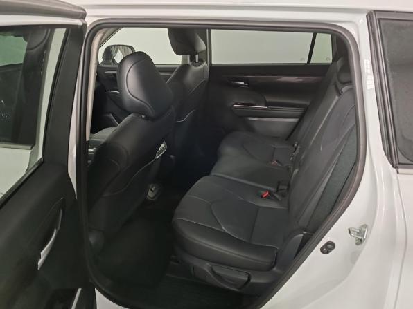 Toyota Highlander IV (XU70) с пробегом 2025 года, цена 5 750 000 рублей, 18 км, внедорожник, Автокод Объявления