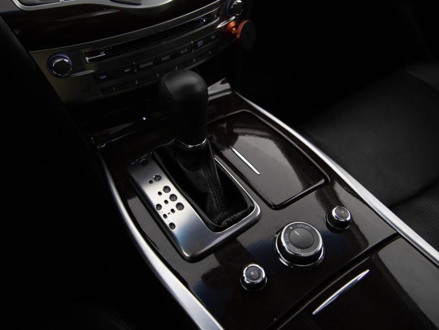 Infiniti Q70 I Рестайлинг Санкт-Петербург  - изображение 26