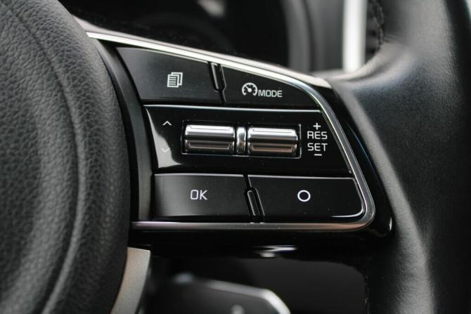 Kia Sportage IV Рестайлинг с пробегом 2021 года, цена 2 660 000 рублей, 57000 км, внедорожник, Автокод Объявления