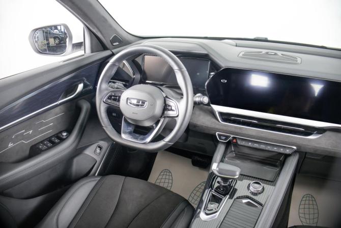 Geely Monjaro I с пробегом 2024 года, цена 4 150 000 рублей, 2040 км, внедорожник, Автокод Объявления