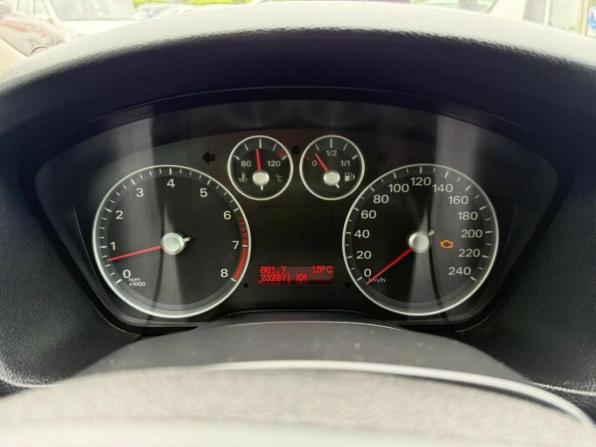 Ford Focus II с пробегом 2007 года, цена 482 560 рублей, 231000 км, хэтчбек, Автокод Объявления