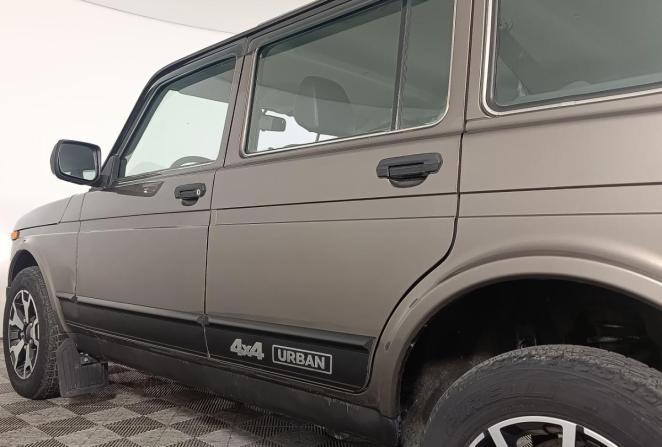 Lada (ВАЗ) 2131 (4x4) I Рестайлинг (2020) с пробегом 2021 года, цена 950 000 рублей, 56748 км, внедорожник, Автокод Объявления
