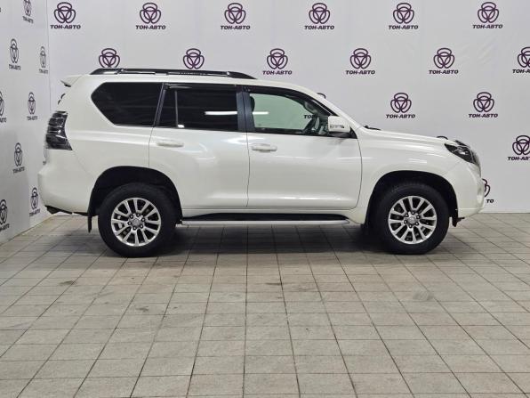 Toyota Land Cruiser Prado 150 Series Рестайлинг 1 с пробегом 2016 года, цена 3 620 000 рублей, 171443 км, внедорожник, Автокод Объявления