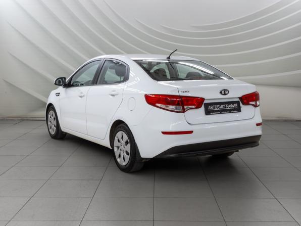 Kia Rio III Рестайлинг с пробегом 2016 года, цена 1 198 000 рублей, 83915 км, седан, Автокод Объявления