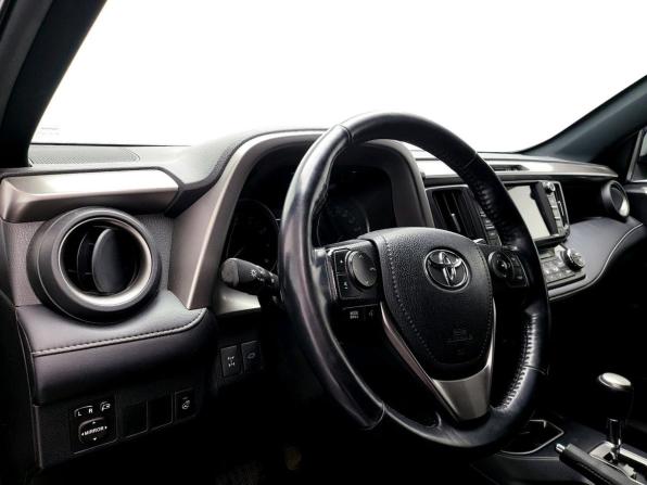 Toyota RAV4 IV (XA40) Рестайлинг с пробегом 2019 года, цена 2 503 000 рублей, 181893 км, внедорожник, Автокод Объявления