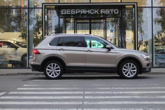 Volkswagen Tiguan II с пробегом 2017 года, цена 2 450 000 рублей, 128320 км, внедорожник, Автокод Объявления