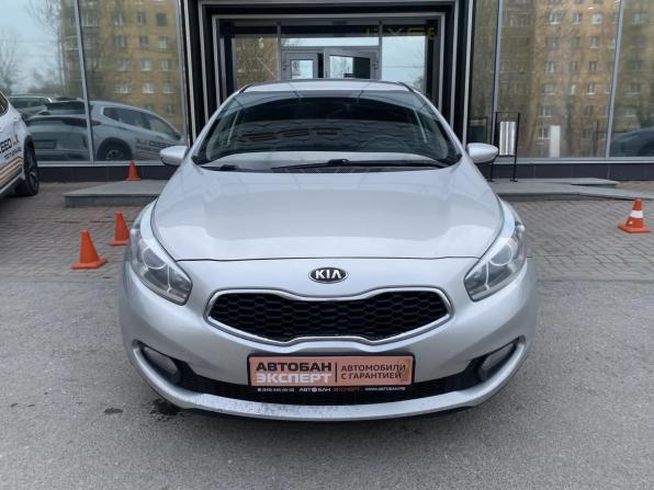 Kia Ceed II с пробегом 2013 года, цена 877 000 рублей, 198708 км, хэтчбек, Автокод Объявления