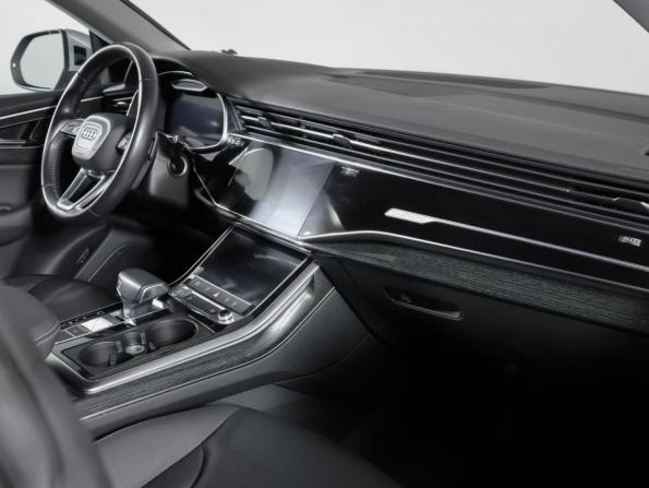 Audi Q8 I (4M) с пробегом 2019 года, цена 5 435 115 рублей, 92810 км, внедорожник, Автокод Объявления