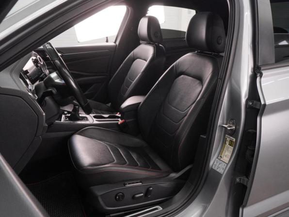 Volkswagen Jetta VII с пробегом 2019 года, цена 1 800 000 рублей, 180149 км, седан, Автокод Объявления