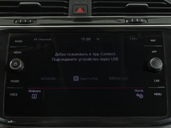 Volkswagen Tiguan II с пробегом 2018 года, цена 3 319 000 рублей, 87528 км, внедорожник, Автокод Объявления