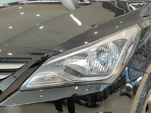 Hyundai Solaris I Рестайлинг с пробегом 2015 года, цена 799 000 рублей, 199394 км, седан, Автокод Объявления