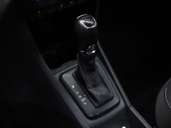 Skoda Rapid I с пробегом 2016 года, цена 950 000 рублей, 147582 км, лифтбек, Автокод Объявления
