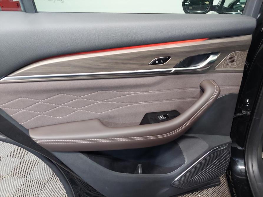 Geely Monjaro I Рестайлинг Пермь  - изображение 22