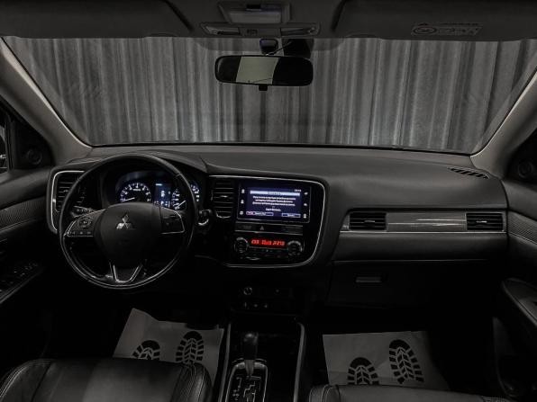 Mitsubishi Outlander III Рестайлинг 3 с пробегом 2020 года, цена 2 349 000 рублей, 92000 км, внедорожник, Автокод Объявления