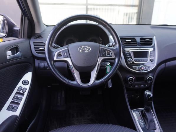 Hyundai Solaris I Рестайлинг с пробегом 2016 года, цена 1 168 000 рублей, 71664 км, седан, Автокод Объявления